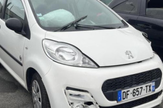 Pare boue avant droit PEUGEOT 107