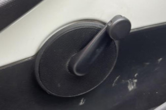 Pare boue avant droit PEUGEOT 107