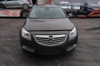 Pare boue avant droit OPEL INSIGNIA 1