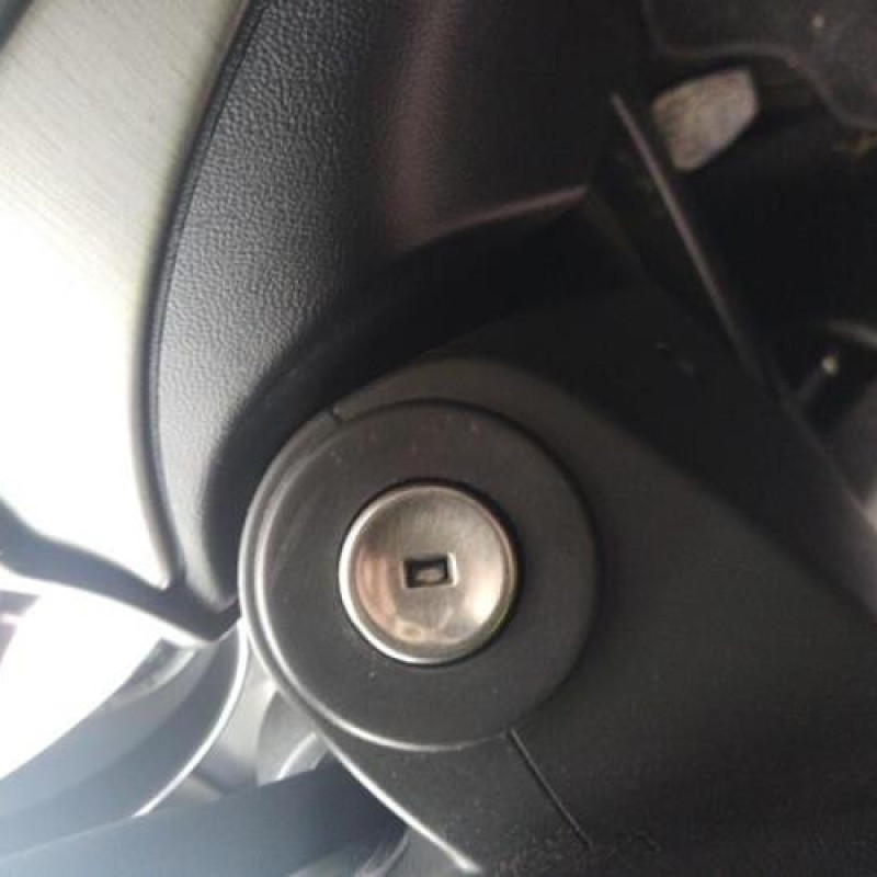 Pare boue avant droit OPEL INSIGNIA 1 Photo n°18