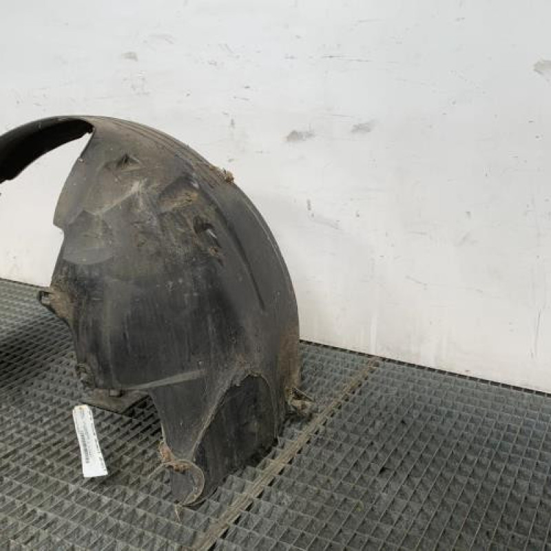 Pare boue avant droit FORD FOCUS 1 Photo n°4