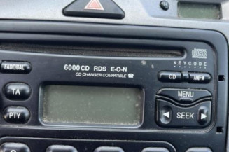 Pare boue avant droit FORD FOCUS 1