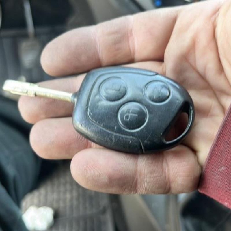 Pare boue avant droit FORD FOCUS 1 Photo n°12