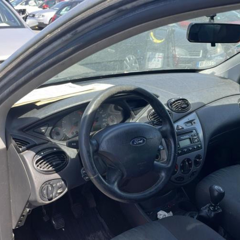 Pare boue avant droit FORD FOCUS 1 Photo n°15