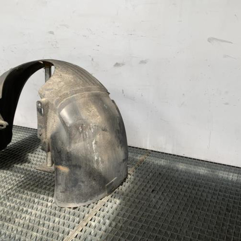 Pare boue avant gauche FORD FOCUS 1 Photo n°2