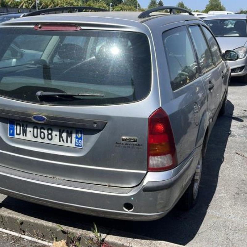 Pare boue avant gauche FORD FOCUS 1 Photo n°7