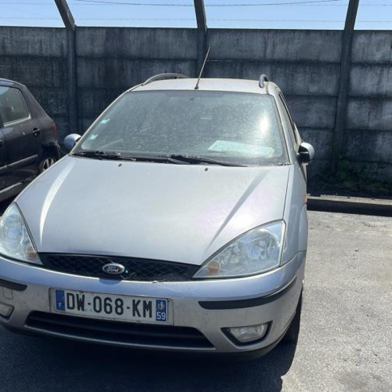 Pare boue avant gauche FORD FOCUS 1 Photo n°10