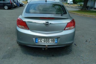 Pare boue avant droit OPEL INSIGNIA 1