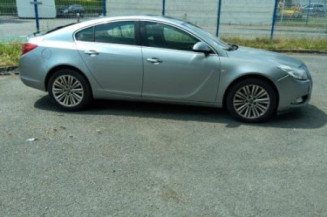 Pare boue avant droit OPEL INSIGNIA 1