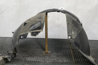 Pare boue avant droit DACIA SANDERO 2 Photo n°1