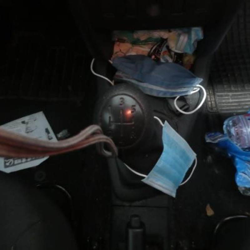 Pare boue avant droit DACIA SANDERO 2 Photo n°14