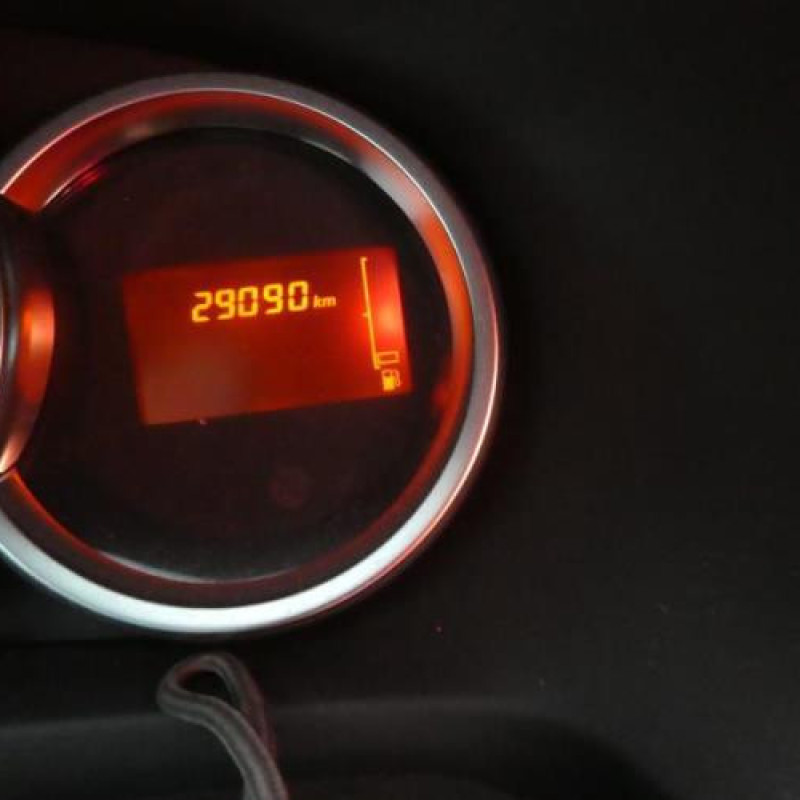 Pare boue avant droit DACIA SANDERO 2 Photo n°15