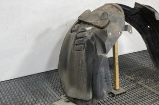 Pare boue avant droit NISSAN QASHQAI 1