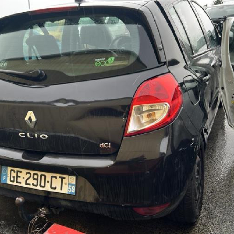 Pare boue avant droit RENAULT CLIO 3 Photo n°6