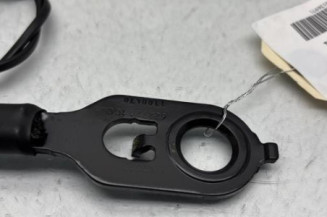 Attache ceinture avant droit PEUGEOT 2008 1