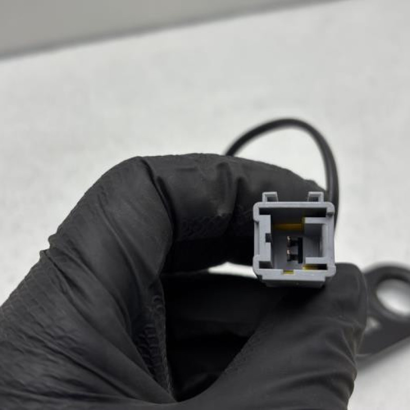 Attache ceinture avant gauche PEUGEOT 2008 1 Photo n°3