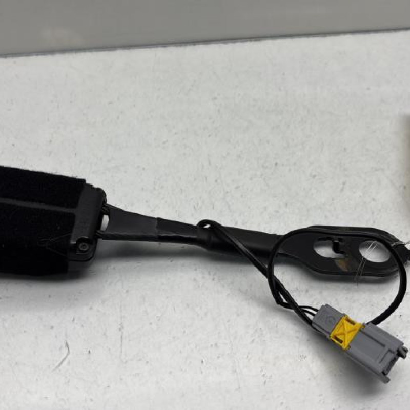 Attache ceinture avant gauche PEUGEOT 2008 1 Photo n°5