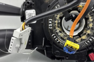 Com (Bloc Contacteur Tournant+Commodo Essuie Glace+Commodo Phare) PEUGEOT 2008 1