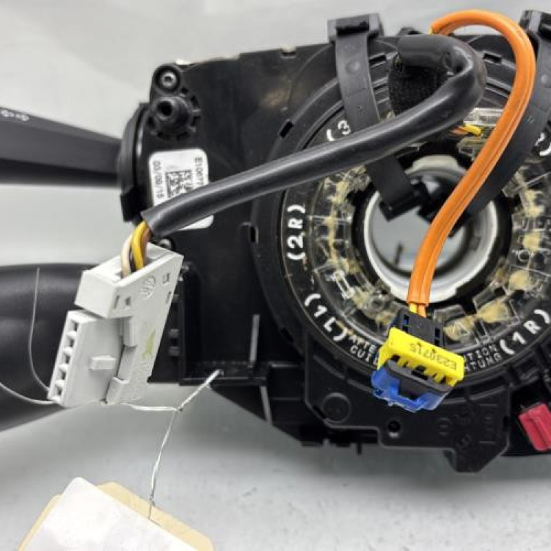 Com (Bloc Contacteur Tournant+Commodo Essuie Glace+Commodo Phare) PEUGEOT 2008 1 Photo n°2