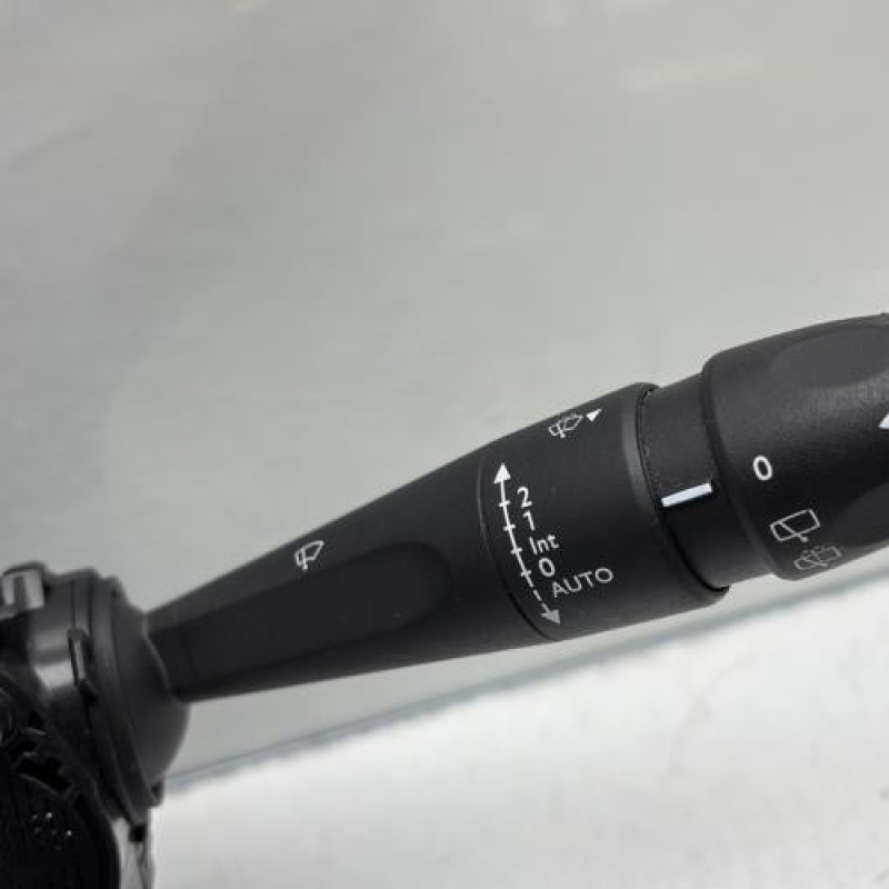 Com (Bloc Contacteur Tournant+Commodo Essuie Glace+Commodo Phare) PEUGEOT 2008 1 Photo n°6