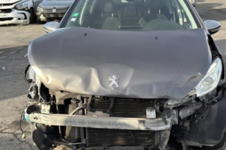 Ecran GPS PEUGEOT 2008 1