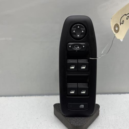 Interrupteur de leve vitre avant gauche PEUGEOT 2008 1 Photo n°1