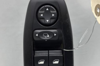 Interrupteur de leve vitre avant gauche PEUGEOT 2008 1