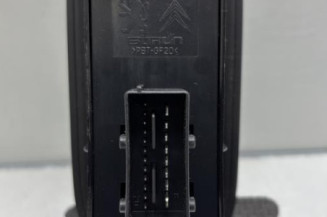 Interrupteur de leve vitre avant gauche PEUGEOT 2008 1