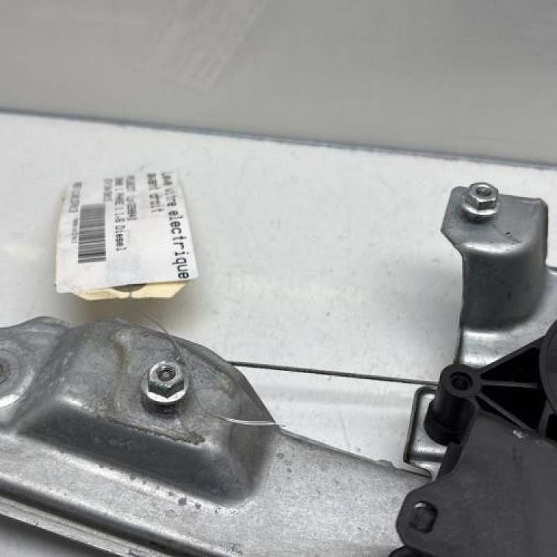 Leve vitre electrique avant droit PEUGEOT 2008 1 Photo n°2