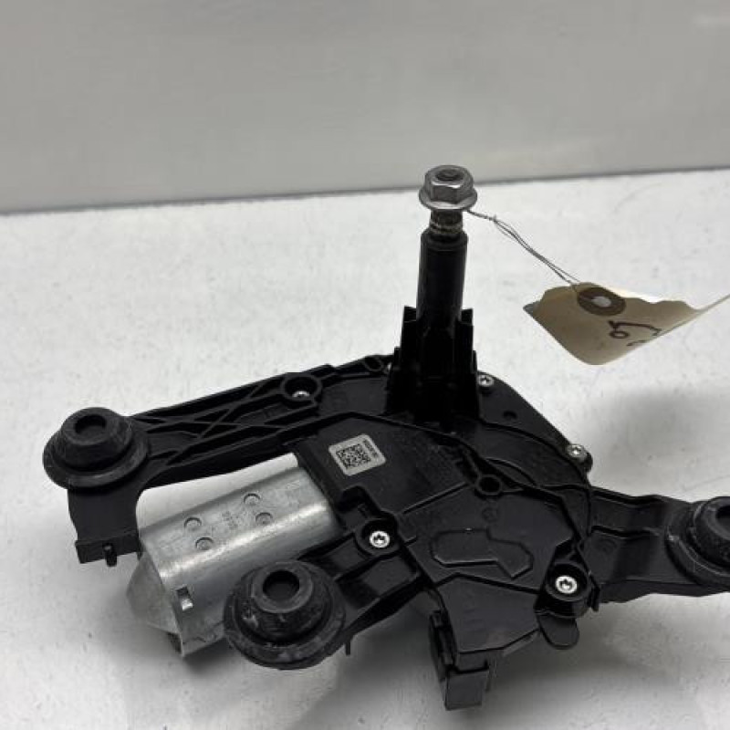 Moteur essuie glace arriere PEUGEOT 2008 1 Photo n°1