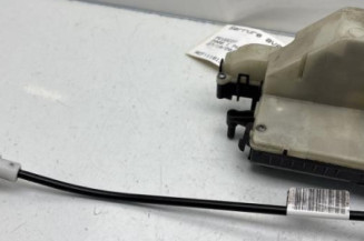 Serrure avant droit PEUGEOT 2008 1