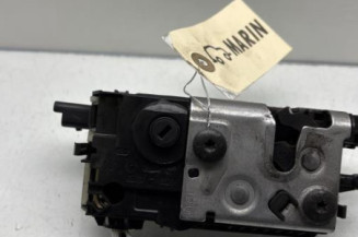 Serrure avant droit PEUGEOT 2008 1