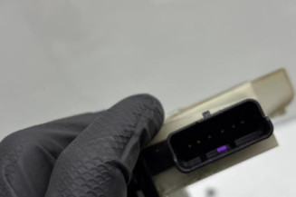 Serrure avant gauche PEUGEOT 2008 1