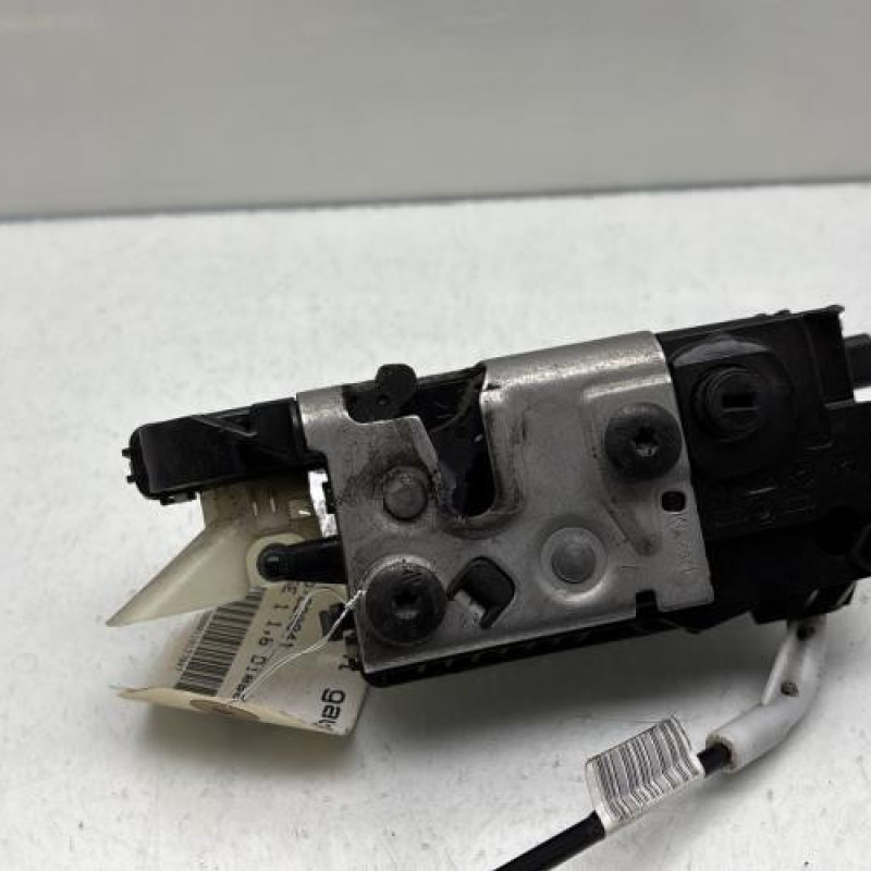 Serrure avant gauche PEUGEOT 2008 1 Photo n°6