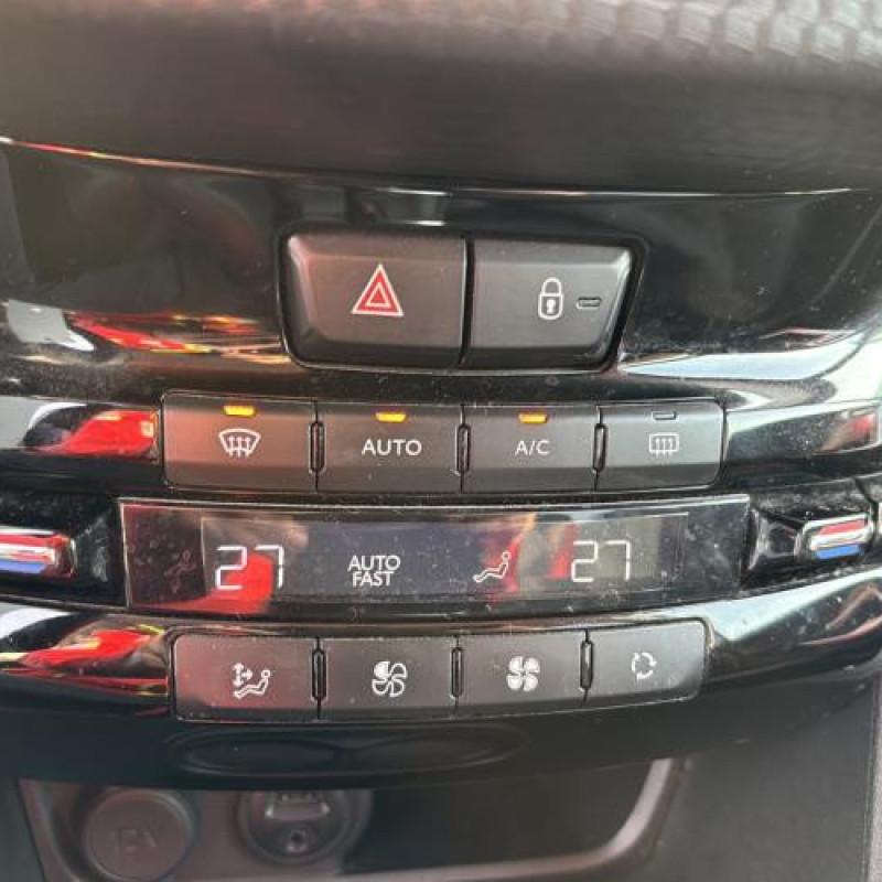 Ceinture arriere droit PEUGEOT 2008 1 Photo n°17