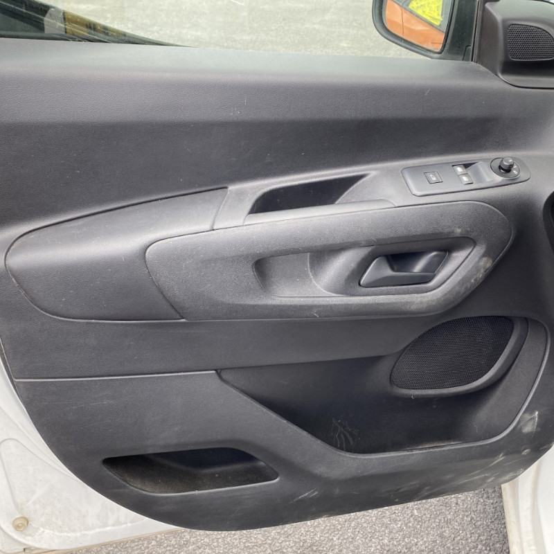 PEUGEOT PARTNER 3 PHASE 1 1.5 BLUE HDI - 16V TURBO Photo n°21