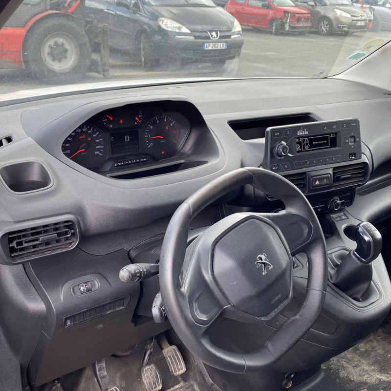 PEUGEOT PARTNER 3 PHASE 1 1.5 BLUE HDI - 16V TURBO Photo n°26