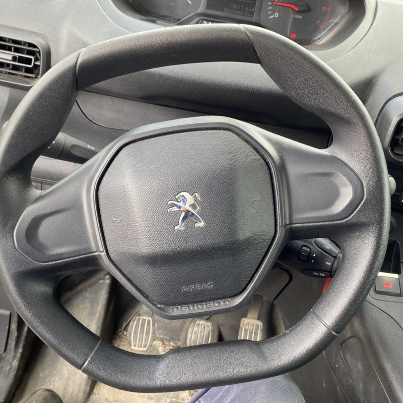 PEUGEOT PARTNER 3 PHASE 1 1.5 BLUE HDI - 16V TURBO Photo n°31