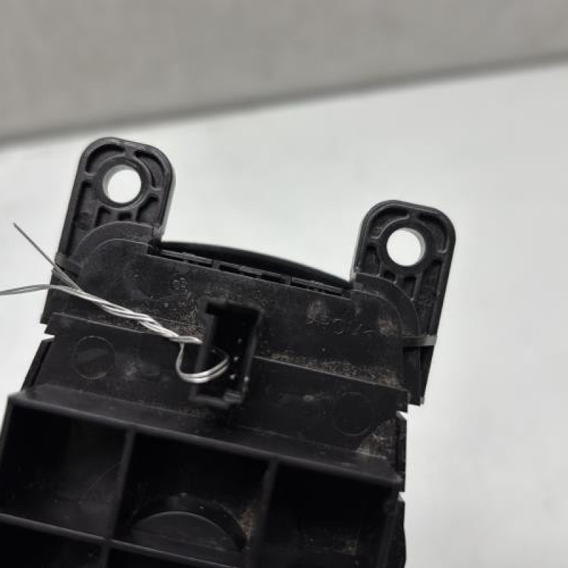 Commande GPS BMW SERIE 1 F20 Photo n°4