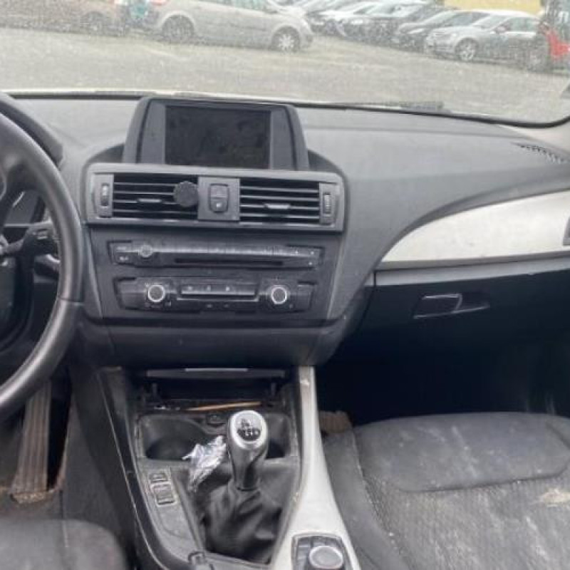 Commande GPS BMW SERIE 1 F20 Photo n°10