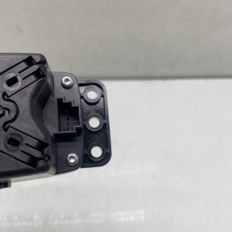 Commande GPS MERCEDES CLASSE A 176 Photo n°4