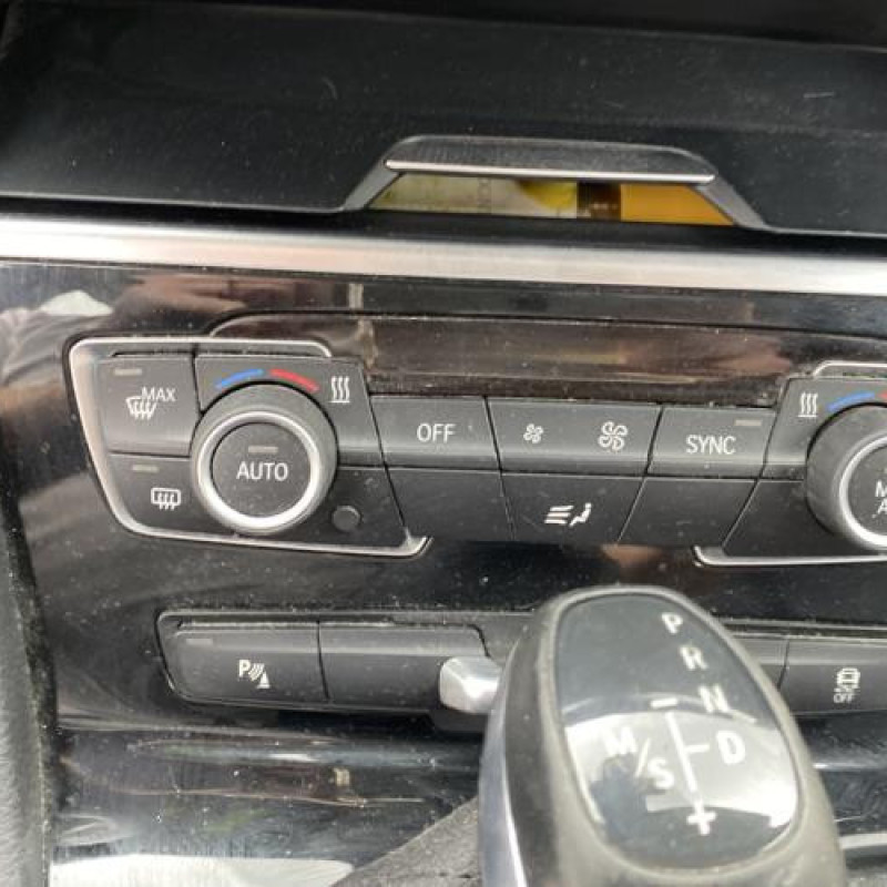 Commande GPS BMW SERIE 2 F45 ACTIVE Photo n°12