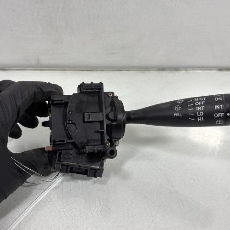 Commodo d'essuie glaces TOYOTA RAV4 2 Photo n°1