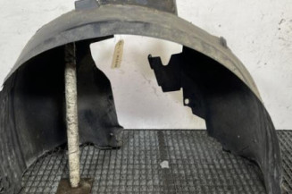 Pare boue avant gauche PEUGEOT 308 1