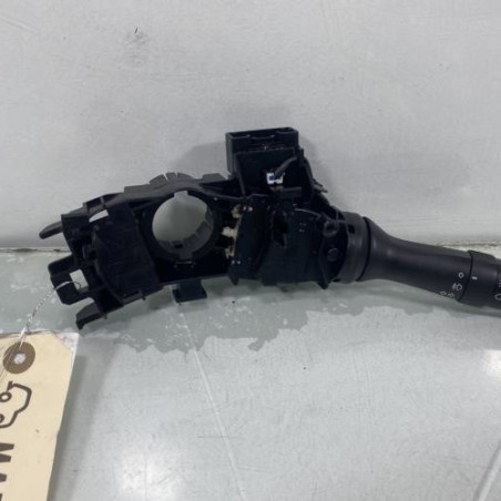 Commodo phare TOYOTA YARIS 2 Photo n°1