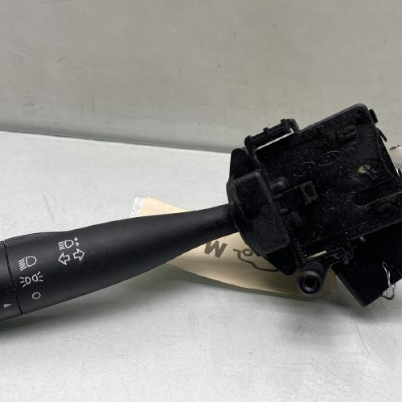 Commodo phare HYUNDAI I 10 1 Photo n°1