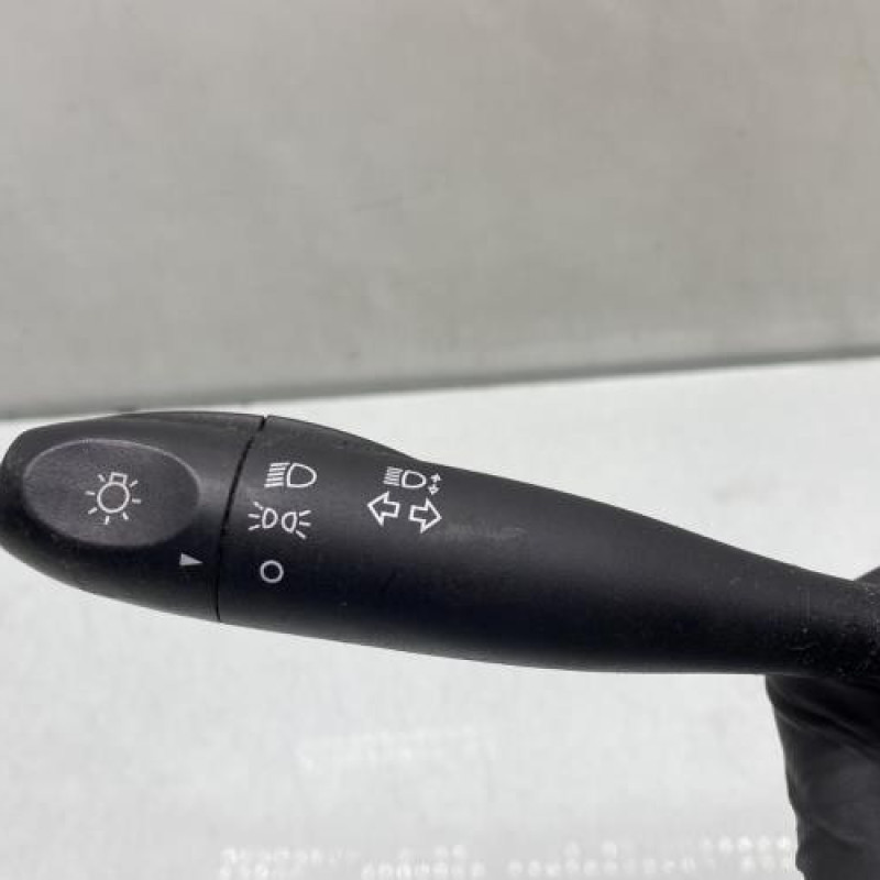 Commodo phare HYUNDAI I 10 1 Photo n°4