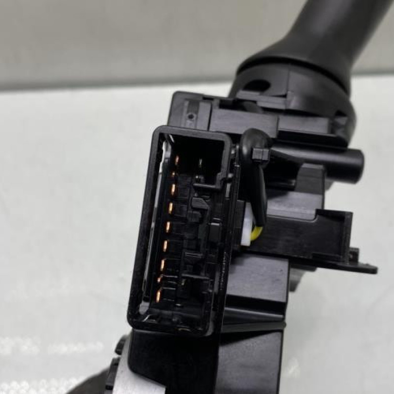 Commodo phare TOYOTA YARIS 2 Photo n°4