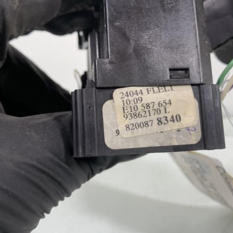 Commodo phare OPEL VIVARO 1 Photo n°3