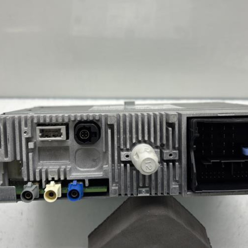 Autoradio d'origine PEUGEOT 2008 1 Photo n°3